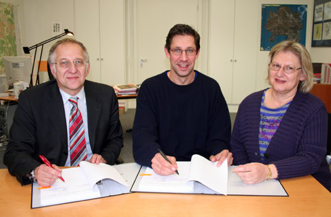 Bild zum Artikel: Vertrag zwischen Phoenix Hagen und Stadt unterzeichnet