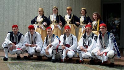 Amalia - griechische Volstanzgruppe in Nationaltracht